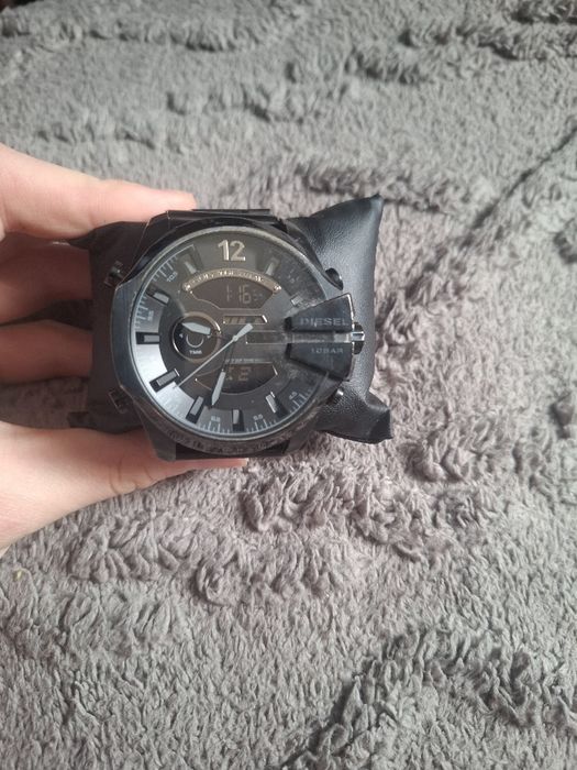 Часы Diesel DZ4593