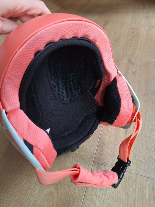 Ски/сноуборд каска и маска за момиче