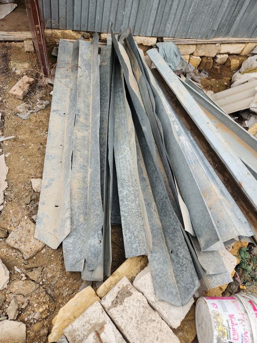 Конек крышаға сатылады