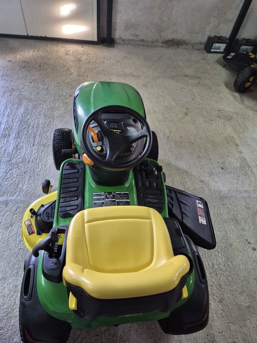 John Deere 25 CP Tractoras gazon de tuns iarba Import USA