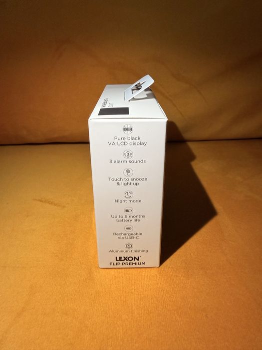 Ceas digital Lexon Flip Premium sigilat LCD alarma