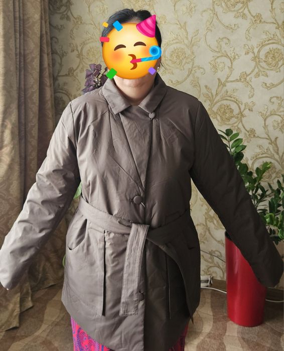 Продам женскую куртку