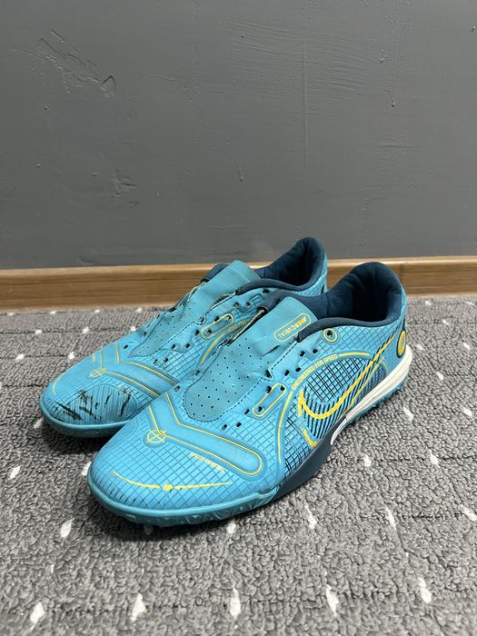 Продам сороконожки Nile mercurial