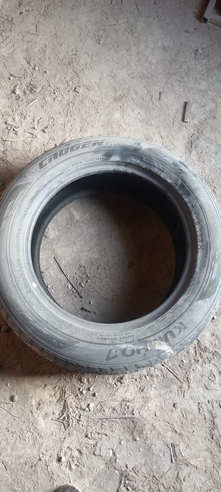 Срочно продам резину размер 18
