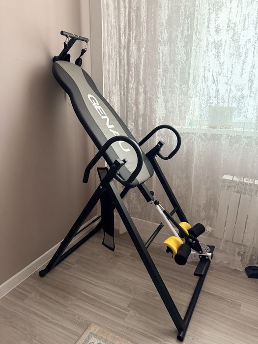 Инверсионный стол-тренажер для спины