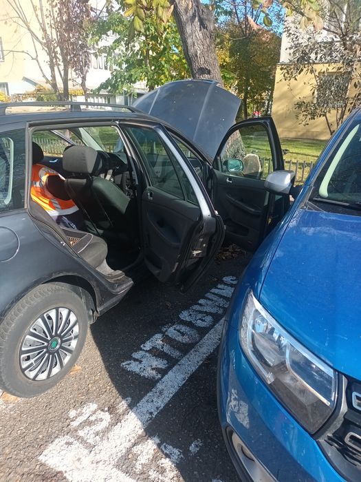 Vand Skoda Fabia 1.2 benzina din 2007