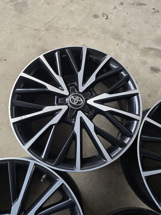 Джанти 18 / 5х114,3 - Toyota C-HR и др. 5x114,3