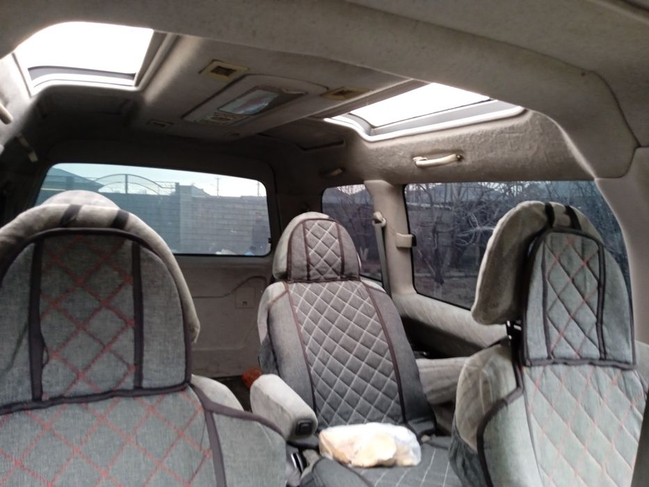 Делика срочна продаётся на ходу машина