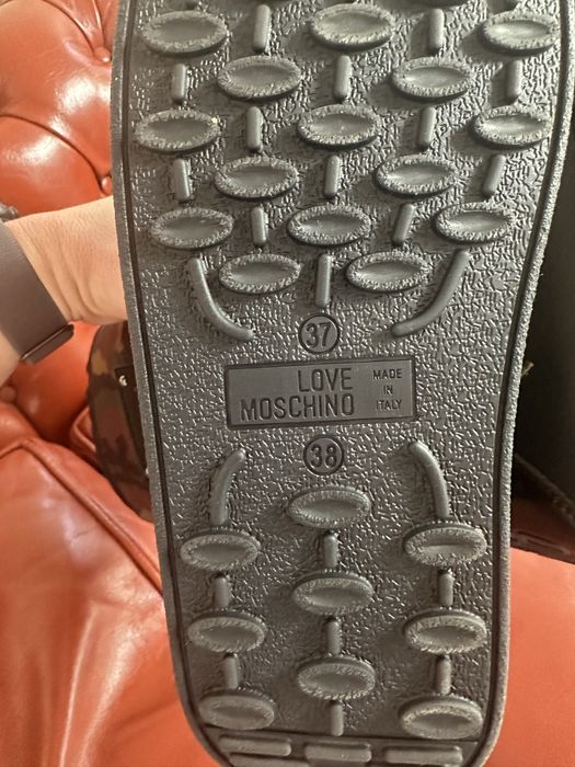 Ghete de zapada Love Moschino, noi, fara etichete, marimea 37-38.