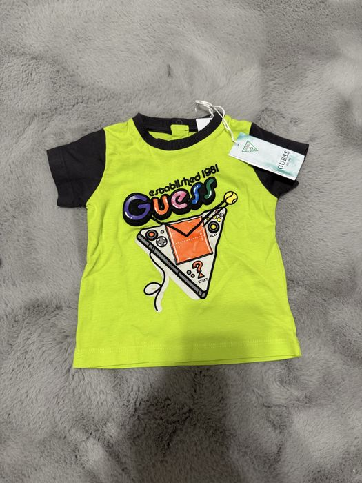 Бебешка тениска Guess 6-9м чисто нова