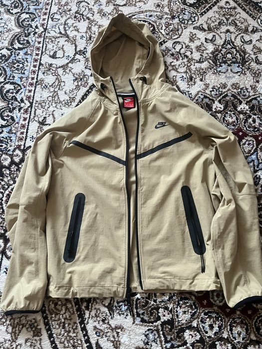 Nike tech fleece