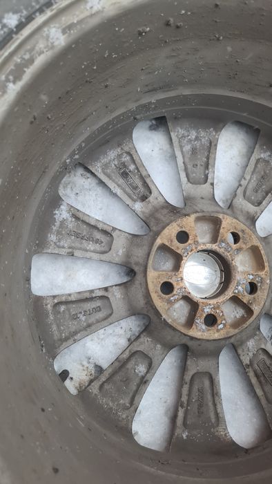 Комплект оригинальных дисков r17