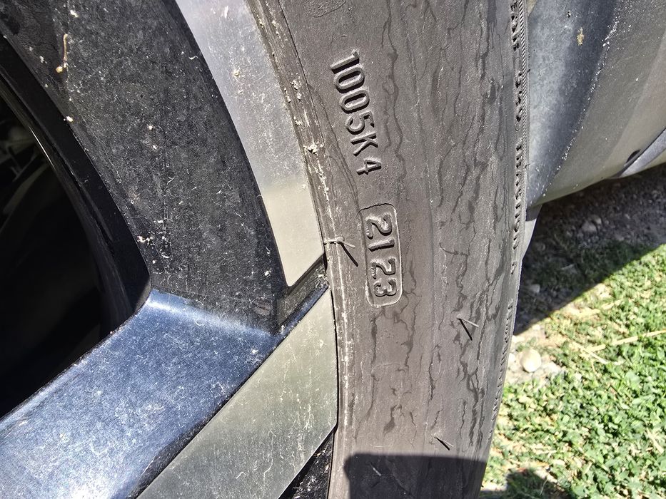 Bridgestone летни гуми 215/60/17