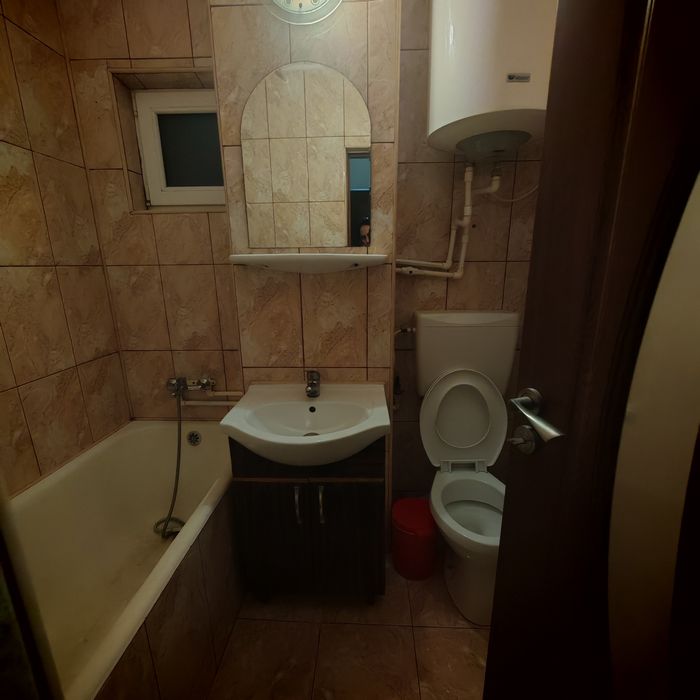 Ap 2 camere de vânzare