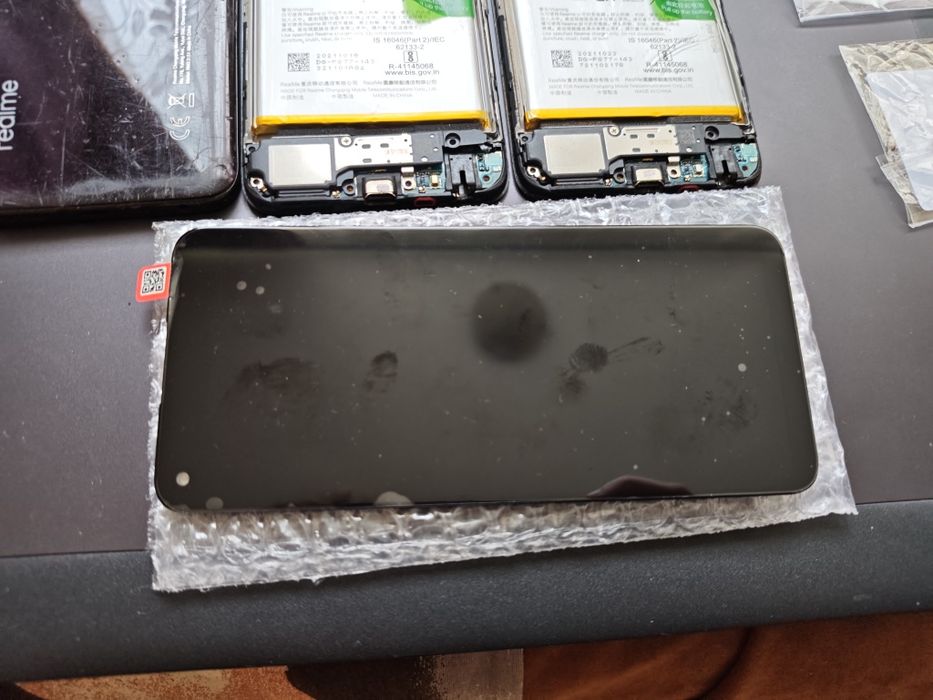 Realme 8i резервни части и нов дисплей