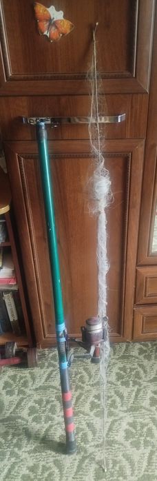 Удочка  и сетка отдам