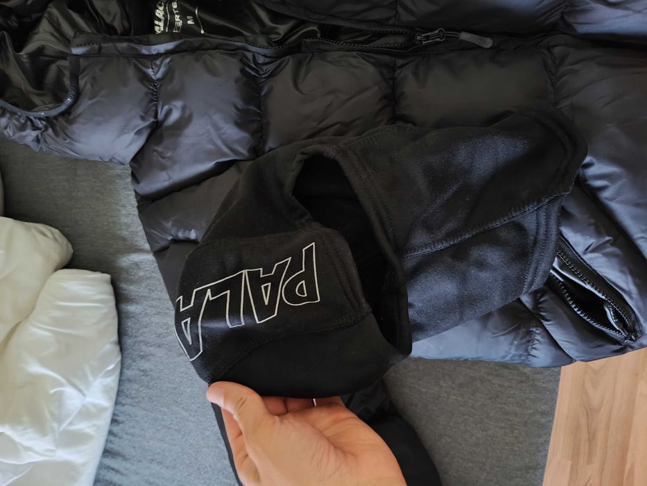 Geaca neagra puffer