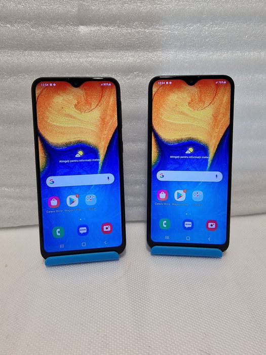 A20e ambele condiții destul de bune samsung