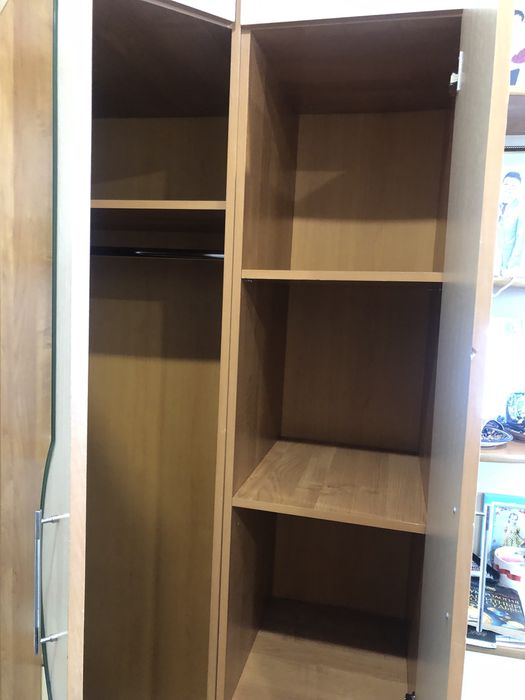 Шкаф угловой большой