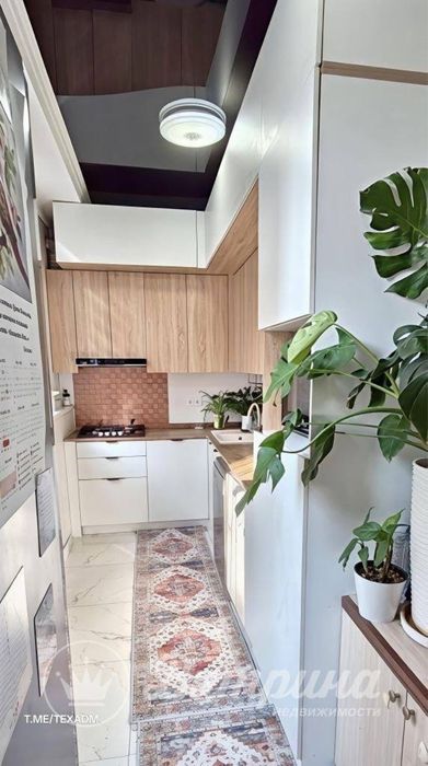 Продаётся 3-комнатная квартира ул. Паркент