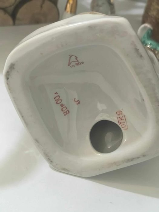 Руски порцелан статуетка Дулево