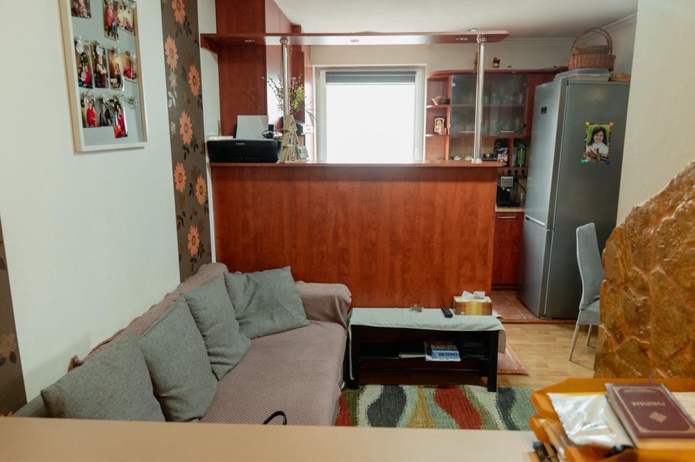Apartament de vânzare cu 2 camere