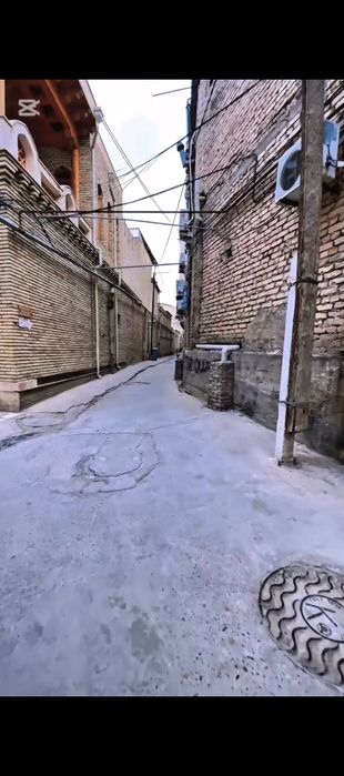 Продаётся дом в центре старого города на против лаби хаус под гостиниц