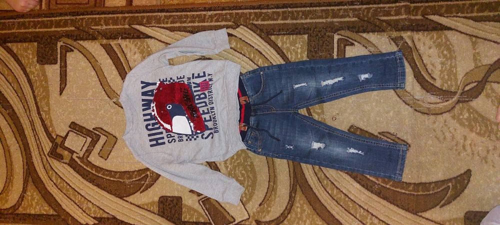 Продам детские вещи