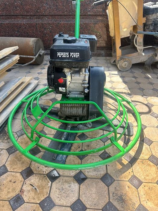 Затирочная машина по бетону (вертолёт)
Диаметр диска: