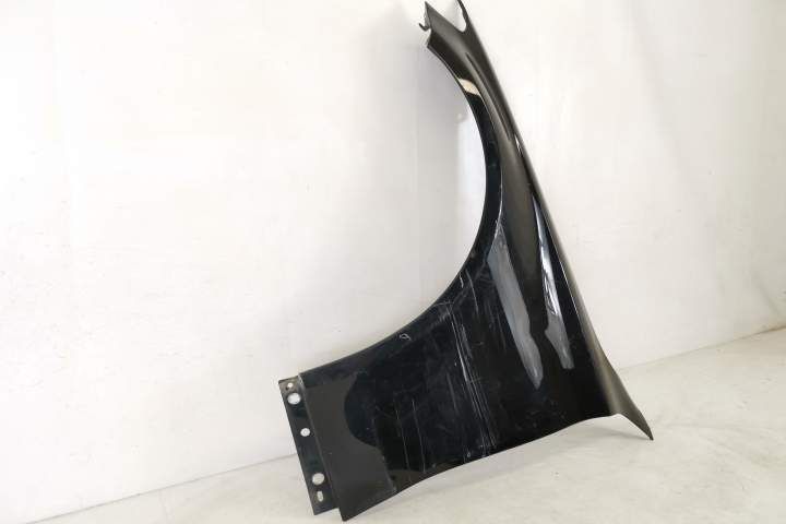 Ляво предно крило Оригинално в добро състояние Мерцедес-Бенц / Mercede