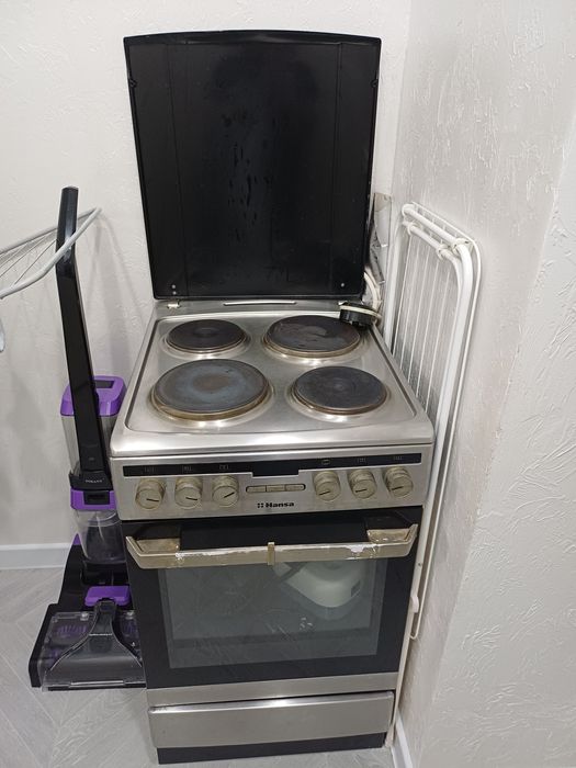 Продам электрическую плиту