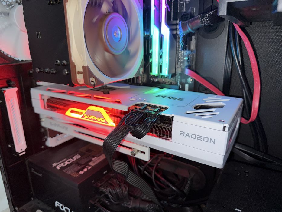Sapphire  pure AMD 7800 xt OC 16 GB