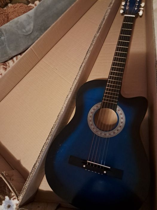 Chitara acustica Liang