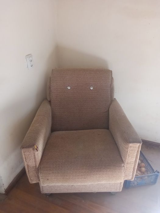 Диван с креслом бу