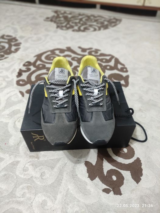 Кроссовки, новые качественные,