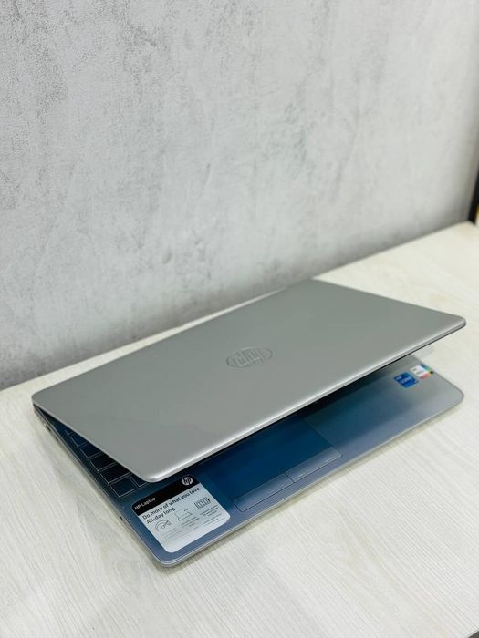 HP Laptop i5-11 Holati ideal
