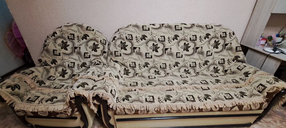 Продаю диван и кресло