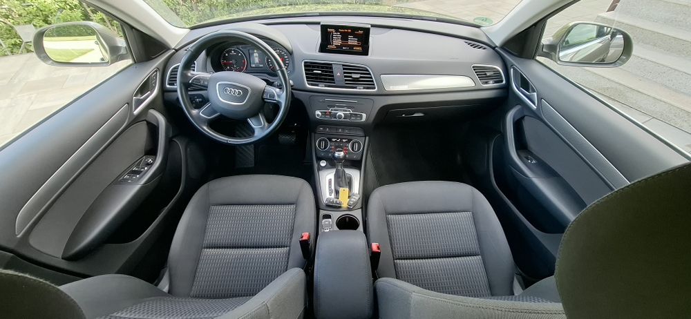 Audi Q3 Model Exclusive 2.0 tdi 2016 Quattro Led Mokka Brown Automat  Senzori parcare incalzite Start Stop comenzi volan Climatronic carte service