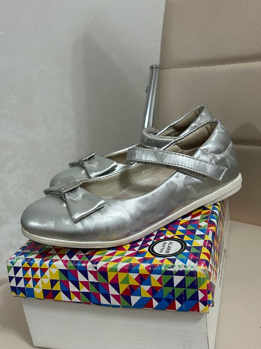 Туфли детские серебристые