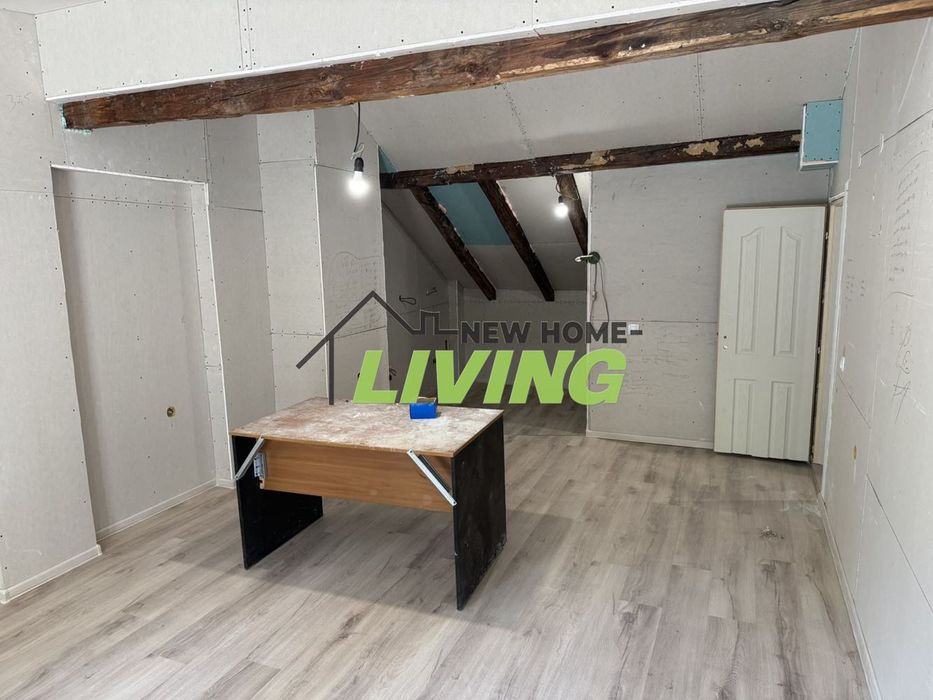 Продава се Етаж от къща в Пловдив, Център - 70 кв.м за 2786 €/кв.м - Снимка #1