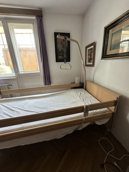 Pat electric cu telecomanda (tip spital)