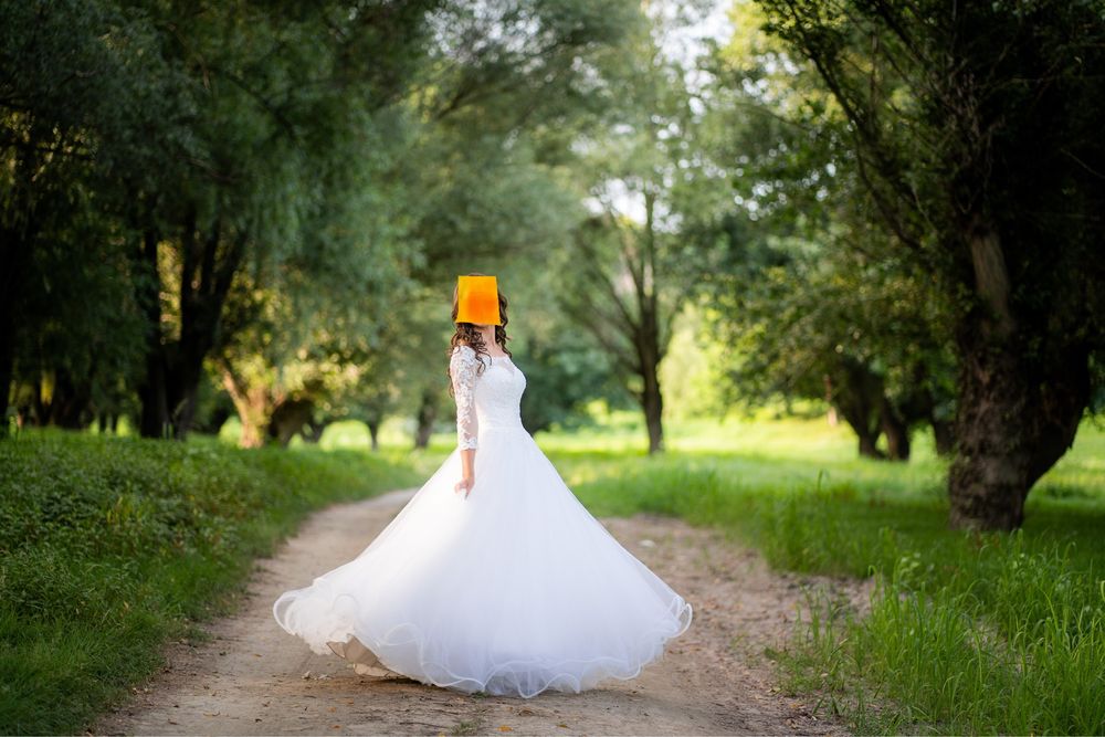 Rochie de mireasa realizata manual