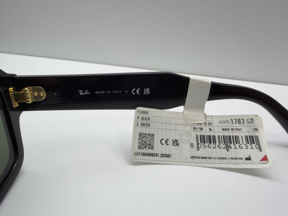 Ochelari de soare Ray-ban noi Barbatesti