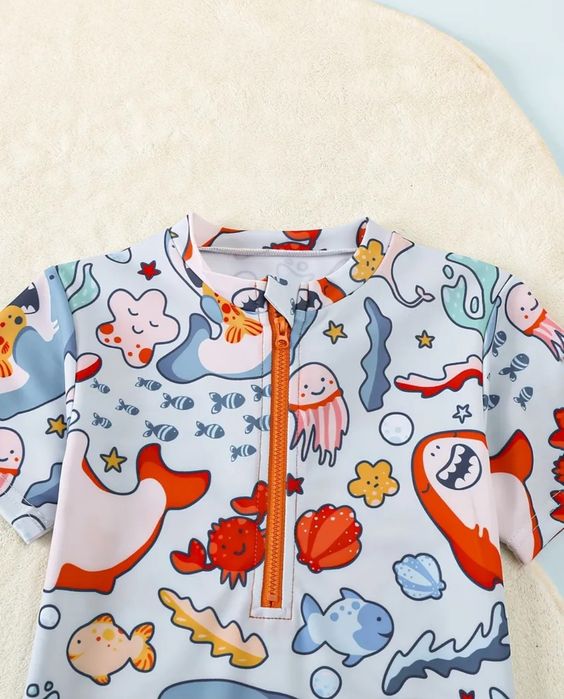 Продам детский купальник