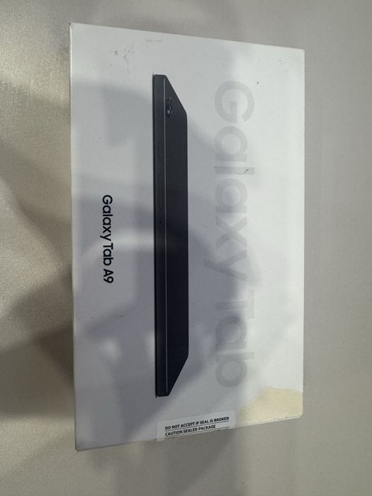 Продам samsung A9 -планшет