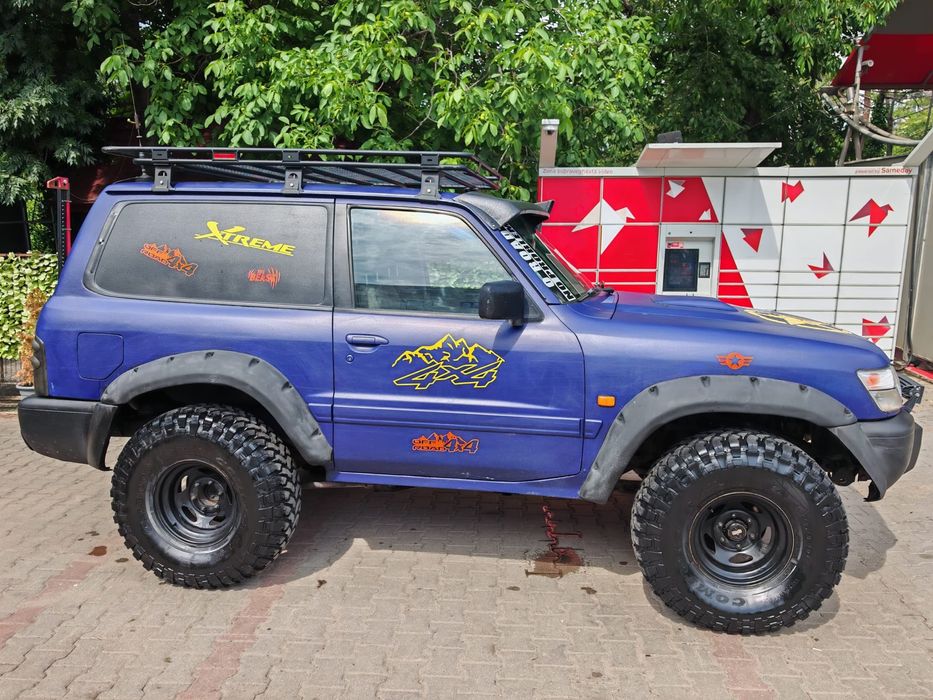 Vand Nissan Patrol Y61 2.8 diesel -Autoutilitara impozit 450 lei