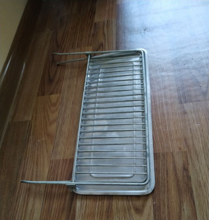 Алюминиевая сушилка для посуды.Складная.