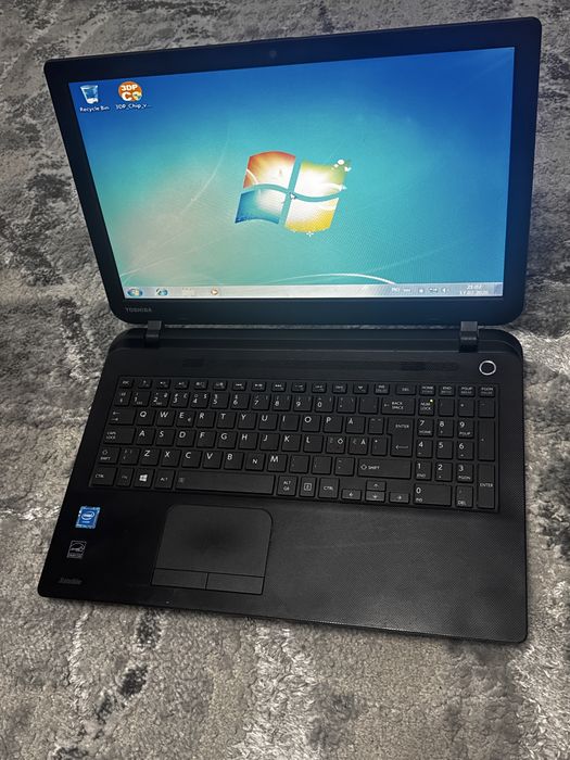 Toshiba Satellite C50-B-1C9