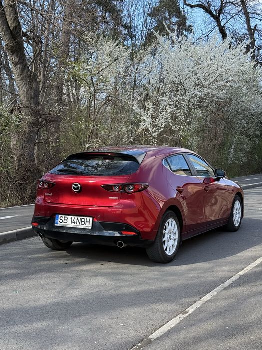 Mazda 3 2.0 49.000 km jante si cauciucuri de iarna
