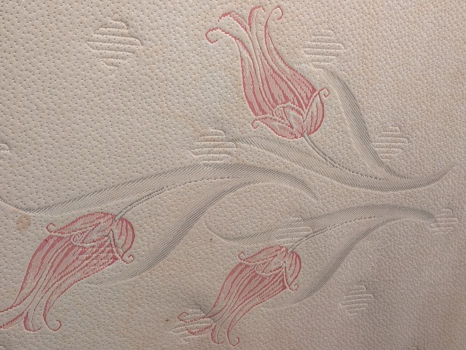 Saltea  Geladi memory foam  și cadru pat lemn